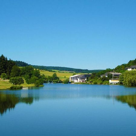 Seepark Kirchheim Ferienhaus Bei Zeta Mit Sauna Экстерьер фото
