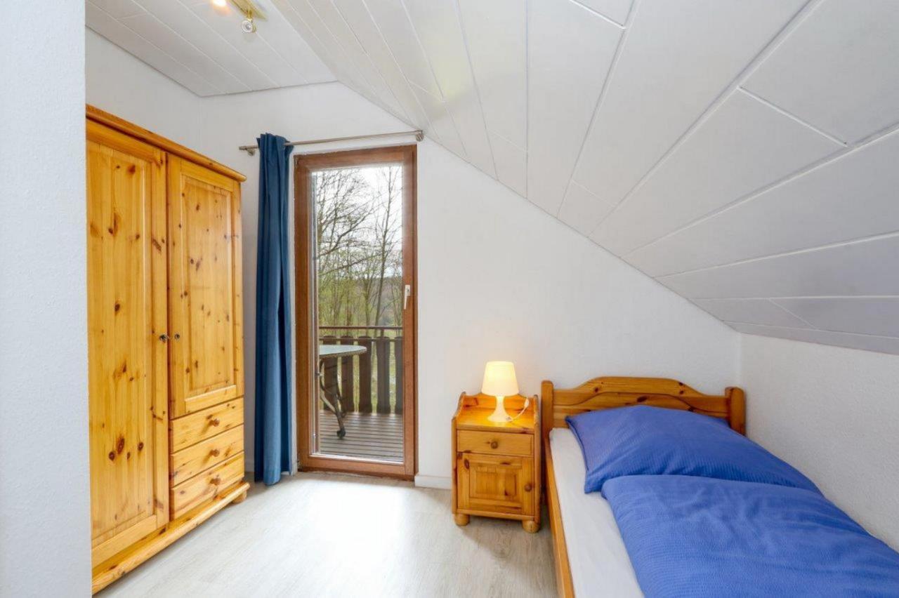 Seepark Kirchheim Ferienhaus Bei Zeta Mit Sauna Экстерьер фото
