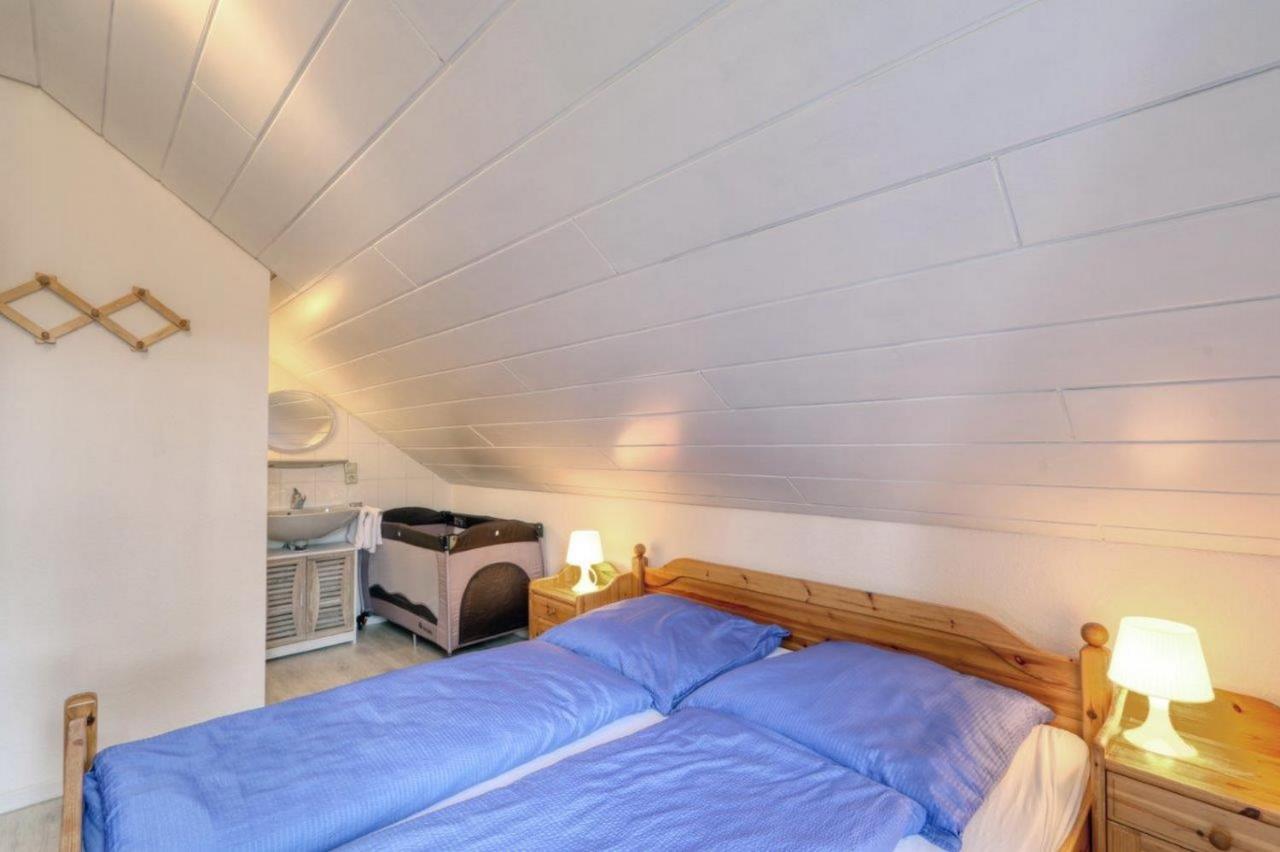 Seepark Kirchheim Ferienhaus Bei Zeta Mit Sauna Экстерьер фото