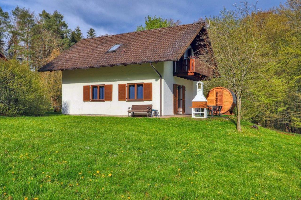 Seepark Kirchheim Ferienhaus Bei Zeta Mit Sauna Экстерьер фото