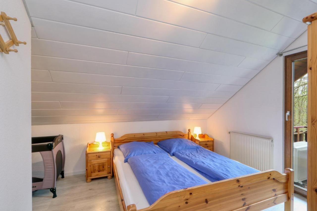Seepark Kirchheim Ferienhaus Bei Zeta Mit Sauna Экстерьер фото